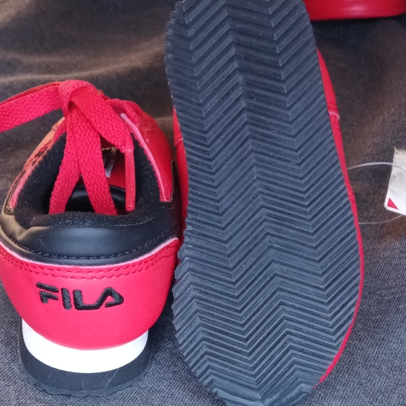 Shoes - Picture 3 of 3